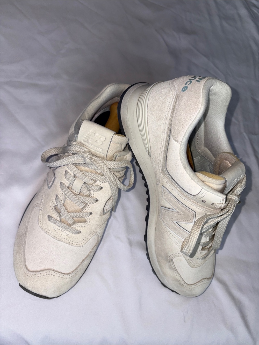 New Balance 574 Women’s Linen/Sea Salt Cream Suede Size 10 Casual Sneaker